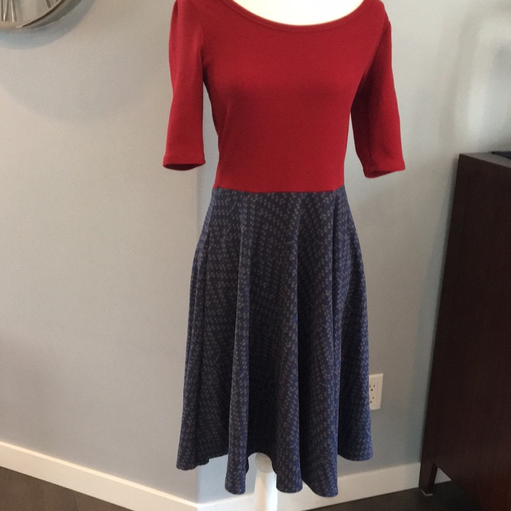 LuLaRoe Nicole Color Block Dress – M